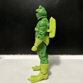 F02605X008 MARVEL LEGENDS Frog Figure Stilt #3