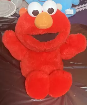 32715 MATTEL Tickle Me Elmo Sesame Street