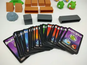 746775157746 MATTEL Angry Birds Space Game Set Pigs Toy Cards #2