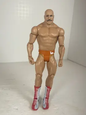 887961351729 MATTEL Iron Sheik Wwe Flashback Action Wrestling