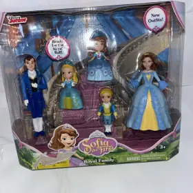 886144930546 MATTEL DISNEY Sofia First Royal Family Figurine