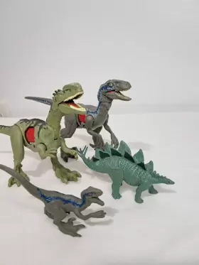 FMW89 MATTEL Jurassic Dinosaurs Figures Battle