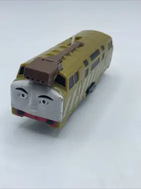 R9230 MATTEL Thomas Friends Trackmaster Motorized Train