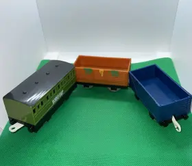 R9246 MATTEL Thomas Friends Trackmaster Station Repair