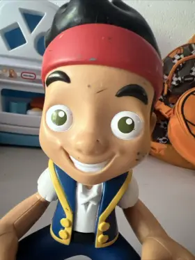 Y2259 MATTEL Disney Jake Neverland Pirates Figure Fisher #3