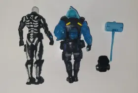 01947G1T MCFARLANE TOYS Fortnite Skull Trooper Rippley Action #2
