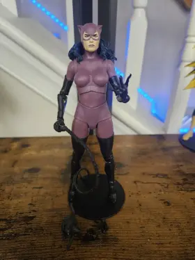 121622YW MCFARLANE TOYS Multiverse Catwoman Batman Knightfall