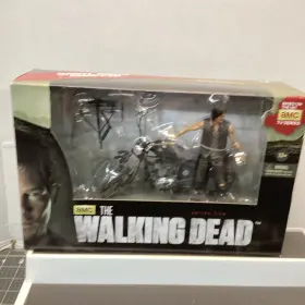 787926145397 MCFARLANE TOYS Daryl Dixon Chopper Walking Box