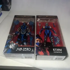 ID11002-9 MCFARLANE TOYS Mortal Kombat Kitana Figure Gear