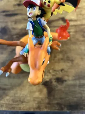 G.e.m.series MEGAHOUSE Pokemon Ash Ketchum Pikachu Charizard #2
