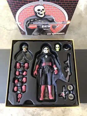696198120219 MEZCO Collective Doc Nocturnal Rumble Society #2