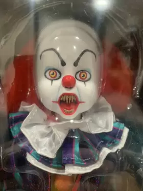 99120 MEZCO Living Dolls Pennywise Movie Toys Action Figure #2