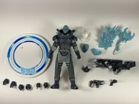WC77480 MEZCO Collective Mr Freeze Action Figure