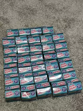6693 MGA ENTERTAINMENT Num Noms Lights Mystery Pack Scented #2