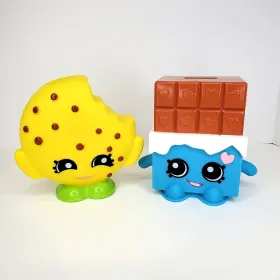 07572 MOOSE Shopkins Piggy Banks Candy Bar Cookie Stopper