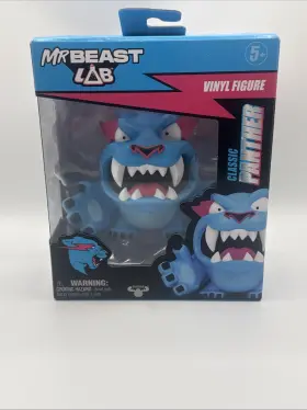 630996247303 MOOSE Mr Beast Lab Classic Panther Figure