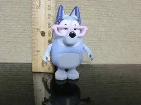 630996173930 MOOSE ENTERPRISE Bluey Nana Heeler Figure Chris #2