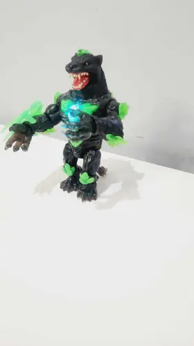 11109 MOOSE TOYS LLC Beast Lab Stealth Strike Big Cat Action #3