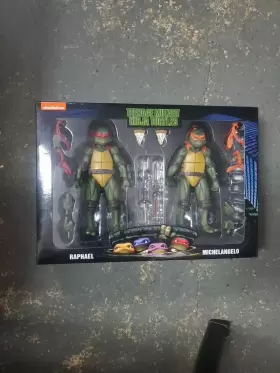 04950 NECA Teenage Mutant Ninja Turtles Raphael Michelangelo