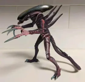 167476 NECA Alien Vs Predator Arcade Game Razor Claws Figure #2