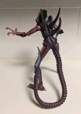 167476 NECA Alien Vs Predator Arcade Game Razor Claws Figure #3