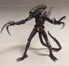 167476 NECA Alien Vs Predator Arcade Game Razor Claws Figure