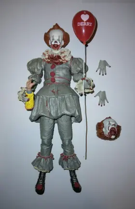 45466 NECA Movie Pennywise Action Figure Gamestop