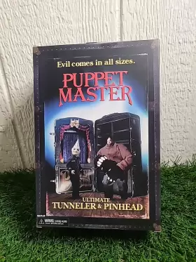 45494 NECA Puppet Master Pinhead Tunneler Action Figures Box