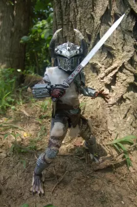 51423 NECA Viking Predator Action Figure