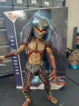51581 NECA Predator Lab Escape Ultimate Fugitive Action #2