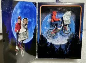 55065 NECA Terrestrial Elliott Bicycle Figure #3