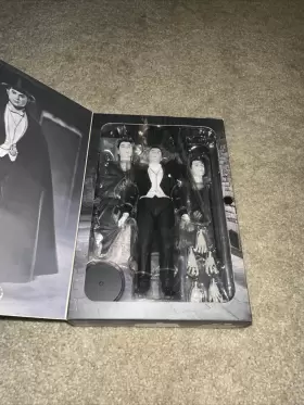 634482048153 NECA Monsters Ultimate Dracula #2
