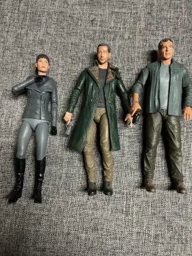 634482199015 NECA Blade Runner Action Figure Luv Deckard