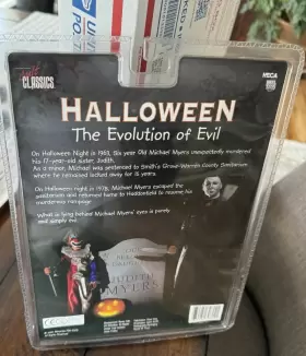 634482398241 NECA Cult Classics Halloween Evolution Evil Pack #2
