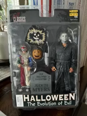 634482398241 NECA Cult Classics Halloween Evolution Evil Pack