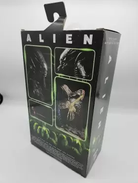 634482516461 NECA Alien Big Chap Ultimate Reel Toys Action #3