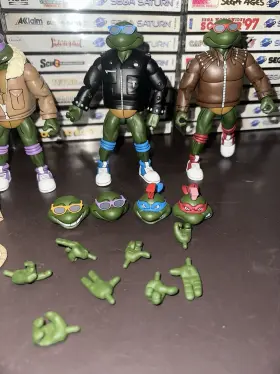 634482543818 NECA Teenage Mutant Ninja Turtles Disguise #3