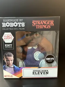 818730026852 NETFLIX Robots Upside Down Eleven Stranger Knit