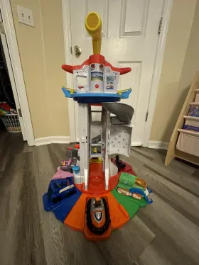 6042018 NICKELODEON Paw Patrol Lookout Tower