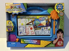 886144798061 NICKELODEON Guess Tron Drawing Board Mystery Toy
