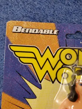DC3903 NJ CROCE Wonder Woman Bendable Figure Comics #3