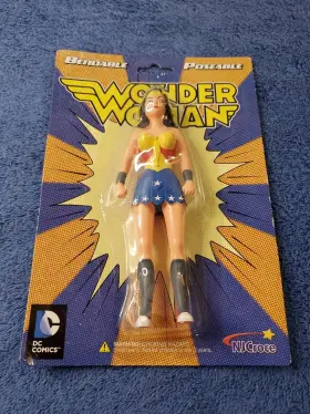 DC3903 NJ CROCE Wonder Woman Bendable Figure Comics