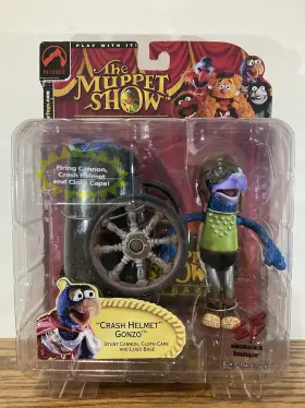 666620120575 PALISADES Muppet Helmet Gonzo Eb Box