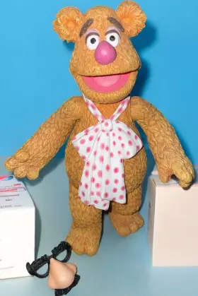 666620120995 PALISADES Muppet Fozzie Bear Figure Loose