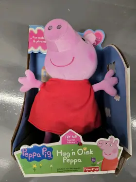 746775132408 PEPPA PIG Fisher Hug Oink Talking Box