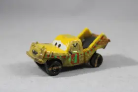 DVX39 PIXAR Disney Taco Scale Die Cast Car Thunder Hollow