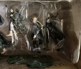 687203486000 PLAY ALONG Lord Rings Armies Middle Earth #2