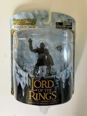 687203482118 PLAY ALONG TOYS Lord Rings Attack Craft Orc Club