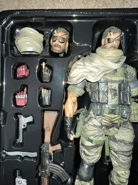 662248814919 PLAY ARTS Kai Gear Solid Venom Snake #3
