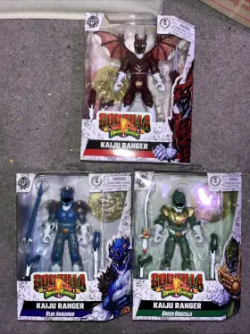 043377679332 PLAYMATES TOYS Power Rangers Kaiju Godzilla